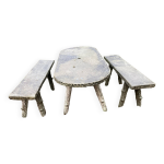 1 table et 2 bancs en ciment, faux bois, rocaille, annes cinquante. 150 cm