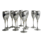 11 fltes  champagne en mtal argent