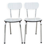 2 anciennes chaises en formica blanc