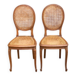 2 chaises m�daillon style louis xv en bois massif et cannage