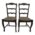 2 chaises de style en bois massif à dossier haut et assises en pailles 2 chaises de style en bois massif à dossier haut et assises en pailles