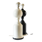 2 pieds de lampes vintage en bois tourné noir et blanc 2 pieds de lampes vintage en bois tourné noir et blanc