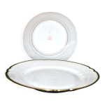 2 plats ronds chantournés anciens en porcelaine liseré or vert aux lions de faïence paris , limoges 2 plats ronds chantournés anciens en porcelaine liseré or vert aux lions de faïence paris , limoges