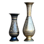 2 vases en laiton grav