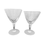 2 verres  vin en verre grav 9 cl et 6 cl