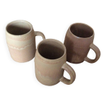 3 mugs en gr�s