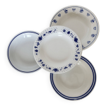 4 assiettes creuses vintage dpareilles en porcelaine bleue et blanche