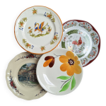 4 assiettes plates multicolores