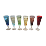 6 anciens fltes  champagne en verre color
