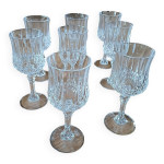 8 verres  pied en cristal
