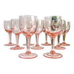 9 verres � vin blanc vintage en verre rose � facettes ann�es 1950