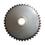 Abat - jour opaline blanche   bomb� � dentelle