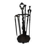 Ancien ncessaire de chemine en fonte