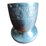 Ancien coquetier en argent grav / silver plated egg cup vintage / art