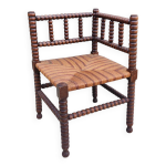 Ancien fauteuil paillé d angle de coin en bois tourné Ancien fauteuil paillé d angle de coin en bois tourné