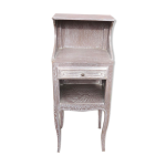 Ancienne table de chêvet en bois cerusé gris Ancienne table de chêvet en bois cerusé gris