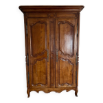 Armoire 18�me en meriser