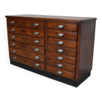 Armoire d'apothicaire vintage en chêne français, années 1950 Armoire d'apothicaire vintage en chêne français, années 1950