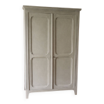 Armoire parisienne