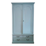 Armoire parisienne en pin massif Armoire parisienne en pin massif