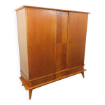 Armoire vintage en bois de ch�ne des ann�es 60