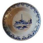 Assiette ancienne en porcelaine opaque de gien