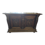 Bahut 2 portes style renaissance en noyer Bahut 2 portes style renaissance en noyer