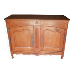 Bahut ou buffet bas noyer sculpté Bahut ou buffet bas noyer sculpté