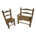 Banquette et fauteuil en bois et paille pour poupée Banquette et fauteuil en bois et paille pour poupée