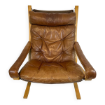 Belle chaise vintage westnofa modèle siesta par ingmar relling. chaise siësta en cuir. belle patine. Belle chaise vintage westnofa modèle siesta par ingmar relling. chaise siësta en cuir. belle patine.
