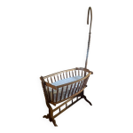 Berceau ancien bois tourn