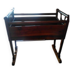 Berceau � bascule ancien noyer louis philippe