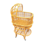 Berceau en rotin vintage pour bb
