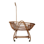 Berceau en rotin vintage couffin sur roulettes rtro design scandinave lit bb