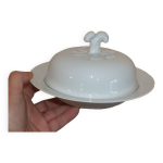 Beurrier ou fromager en porcelaine blanche