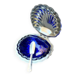 Beurrier en inox en forme de coquillage et verre bleu