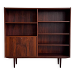 Biblioth�que vintage en palissandre avec porte � rabat.