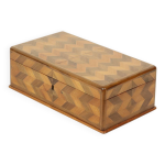 Bote  bijoux ancienne en bois, incrustations en chevrons, style art dco