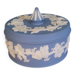 Boite bonbonni�re wedgwood en jasperware