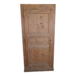 Bonnetière ancienne rustique en bois brut Bonnetière ancienne rustique en bois brut