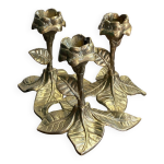 Bougeoir, chandelier  trois feux, fleurs en bronze