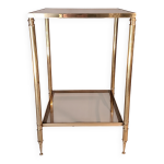 Bout de canapé en laiton doré et verre fumé, 1960 Bout de canapé en laiton doré et verre fumé, 1960