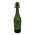 Bouteille de limonade , montbarbon , vintage . Bouteille de limonade , montbarbon , vintage .