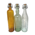 Bouteilles en verre anciennes