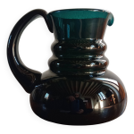 Broc ou pichet vert profond au design moderne - verre pais