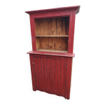Buffet ancien en pin couleur sang de boeuf