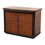 Buffet en bois de noyer italien des ann�es 1980