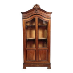 Buffet vaissellier bressan a horloge en noyer et orme poque louis xv