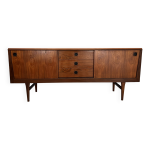 Buffet vintage danois avec portes coulissantes en teck des années 1960 Buffet vintage danois avec portes coulissantes en teck des années 1960