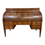Bureau  cylindre de centre en noyer, poque louis xvi